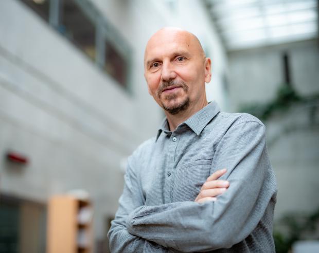 Petr Hartman, moderátor a komentátor Českého rozhlasu Plus