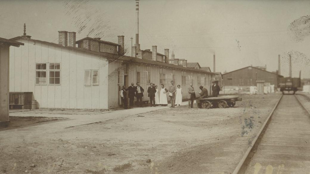 Lékařský barák v pardubické Karanténě v roce 1915