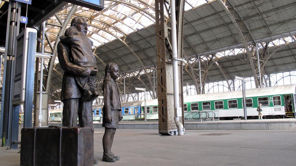 Památník byl odhalen 1. 9. 2009 při odjezdu Winton Trainu na památku posledního transportu, který už 1. 9. 1939  neodjel