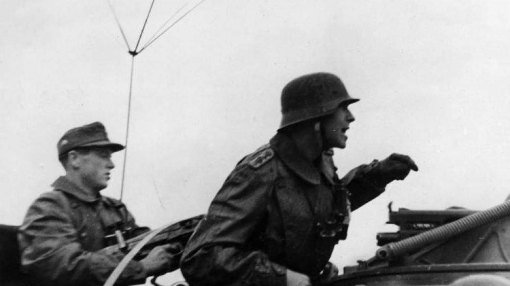 Německé tanky útočí na povstalce (ilustrační foto)