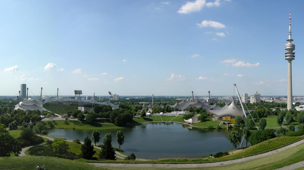 Olympijské hry v Mnichově si letos připomínají padesáté výročí. Jak se dařilo československým sportovcům a co stálo za teroristickým útokem?