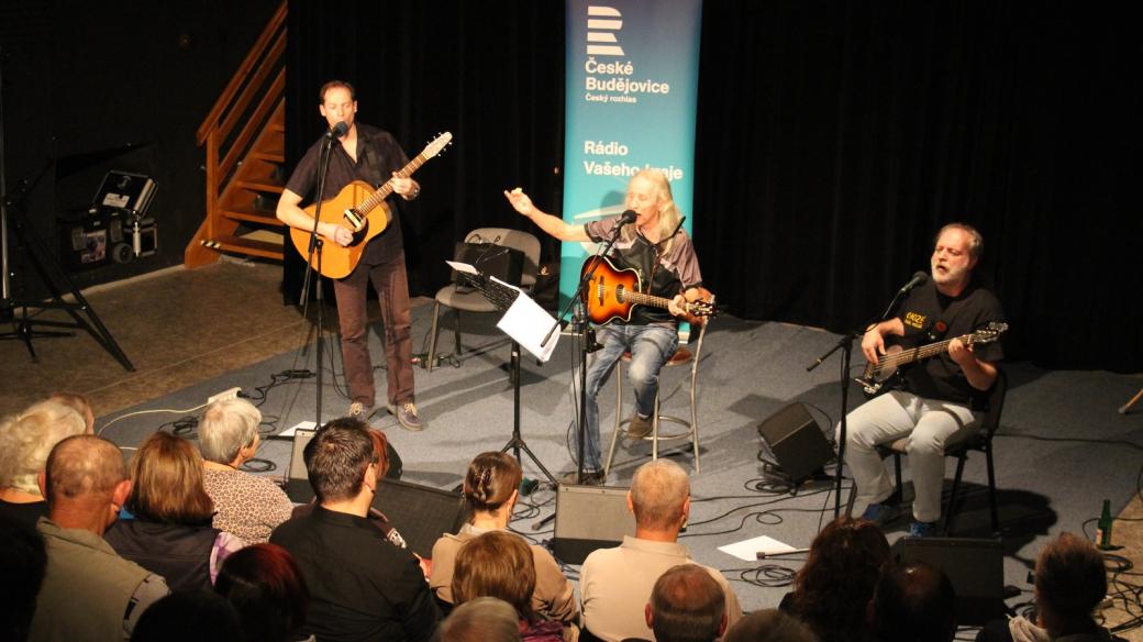 Koncert kapely Bluesberry ve studiovém sále Českého rozhlasu České Budějovice