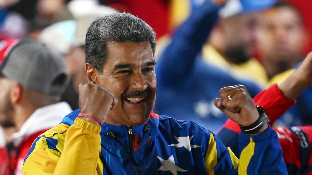 Podle ústřední volební komise venezuelské volby hlavy státu opět vyhrál prezident Nicolás Maduro