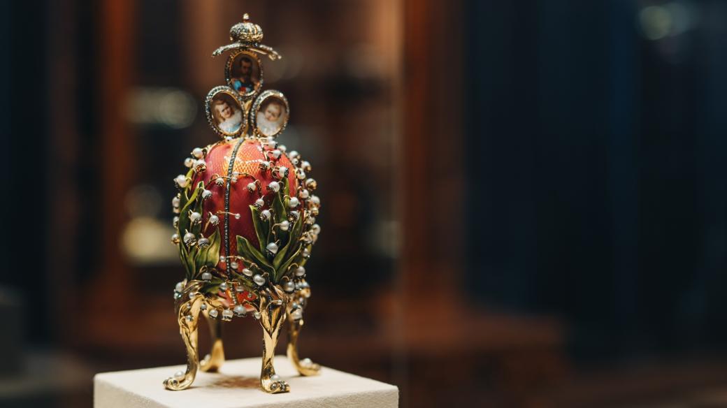 Fabergého vejce vystavené v Petrohradu