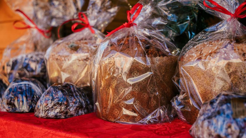 Na žádném italském stole dnes nebude chybět panettone – tradiční vánoční moučník s rozinkami