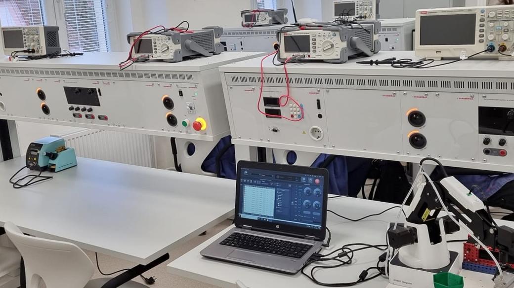 Modernizované učebny středního odborného učiliště ve Stodu