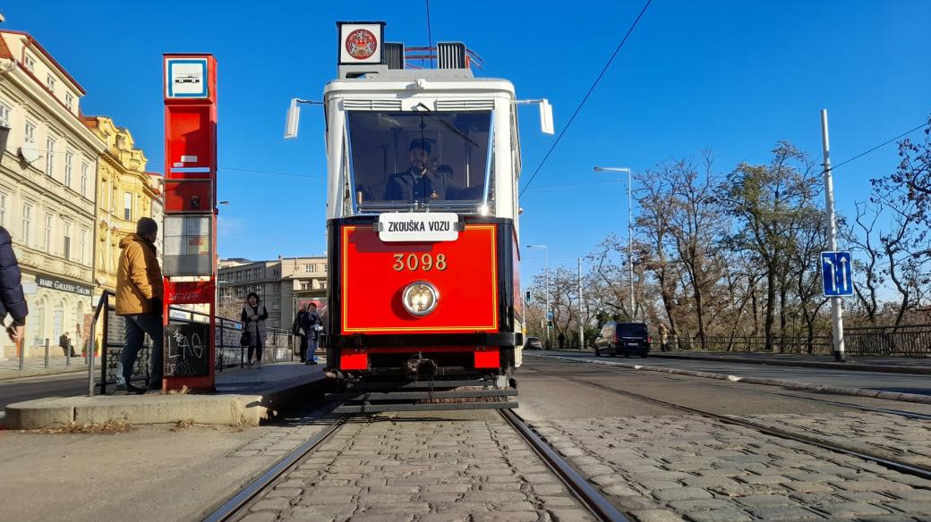 Historická tramvaj mevro