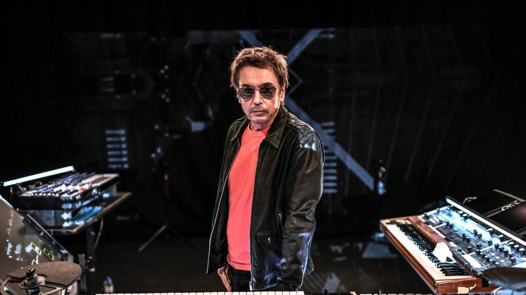 Jean-Michel Jarre, hráč na klávesové syntezátory a skladatel