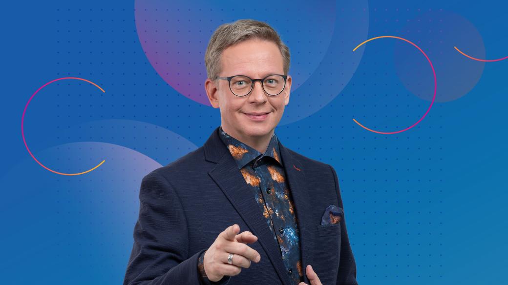 Aleš Cibulka moderuje show Rozhlas jede za vámi