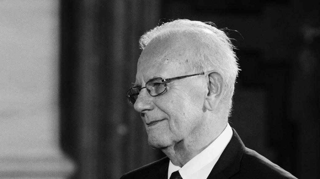 Dramaturg a spoluzakladatel Činoherního klubu Jaroslav Vostrý