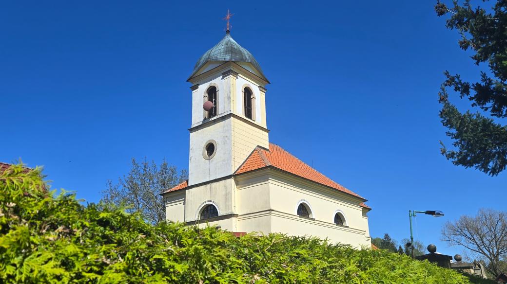 Kostel svatého Jiří v Hřídelci