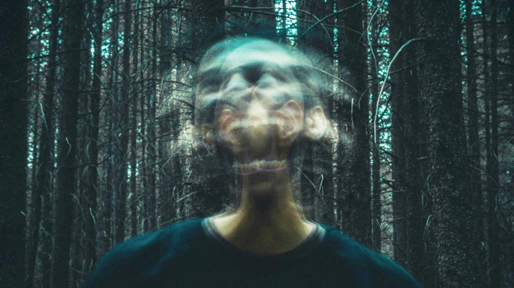 Kateřina Surmanová: O čem skály mlčí