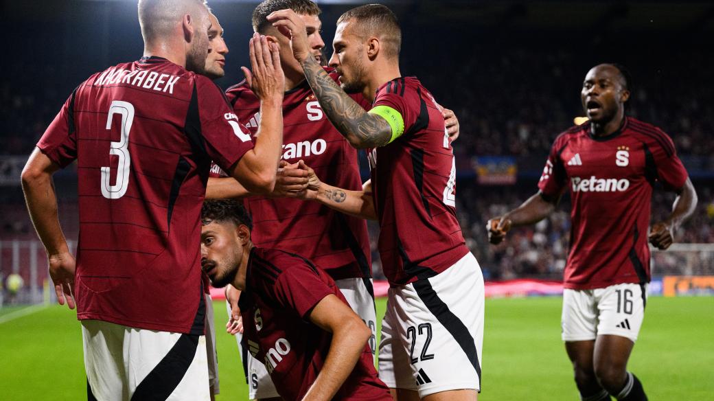 Fotbalisté Sparty hrají v Rumunsku o body do Konferenční ligy
