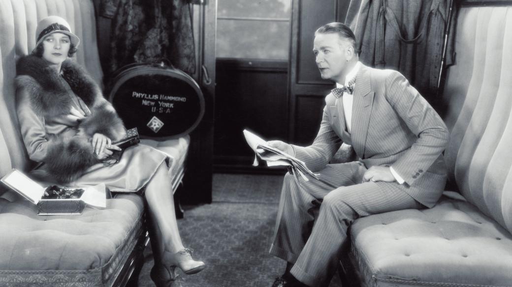 Pár ve vlaku (ilustrační foto)