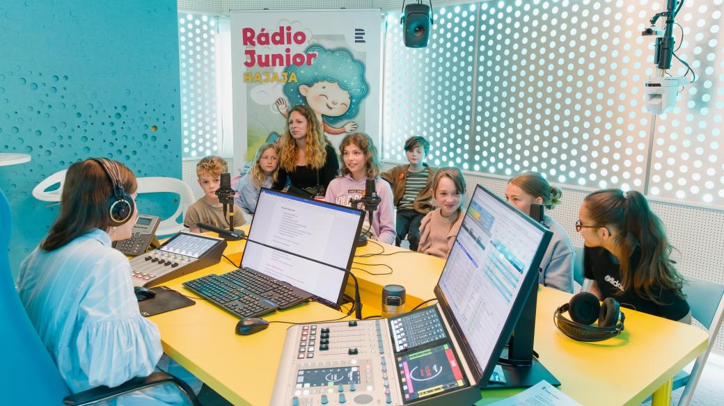 Ve studiu Rádia Junior to žilo