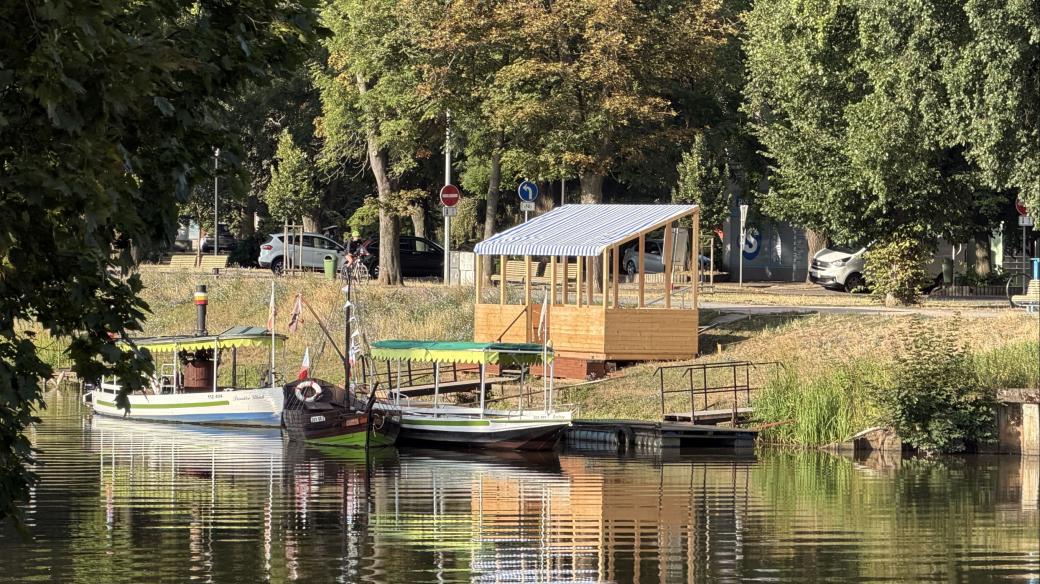 Cyklojízda po instalacích festivalu Landscape otevřela témata, která bolí i inspirují