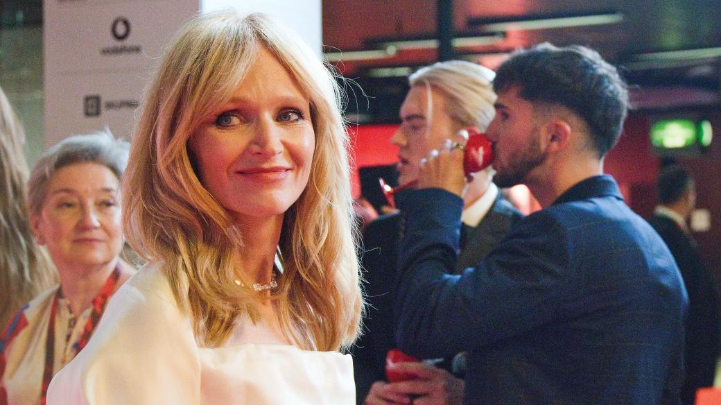 Herečka Anna Geislerová na zahájení 60. ročníku Mezinárodního filmového festivalu v Karlových Varech