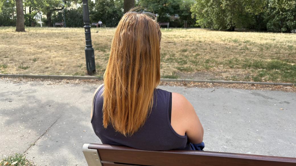 Sociální pracovnici Michaelu by dřív nenapadlo, že s odchodem manžela získá i nevyžádanou nálepku sólo rodiče