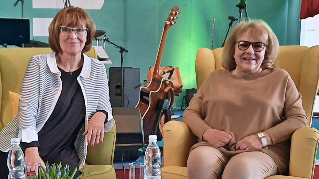 Petra Černocká a Iva Hüttnerová