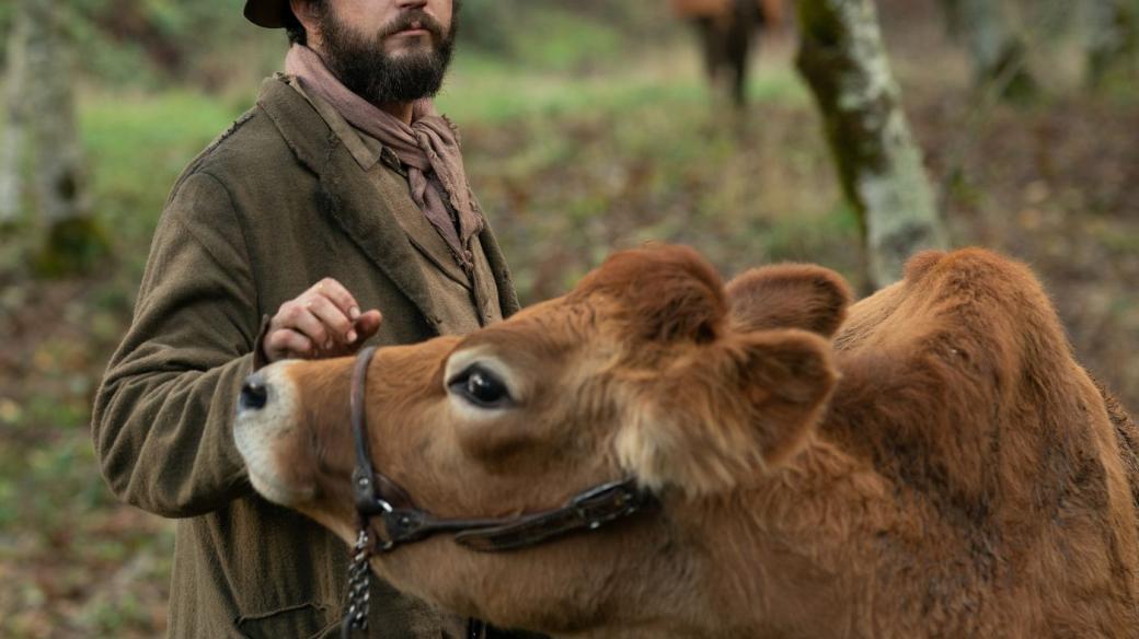 Z filmu režisérky Kelly Reichardt First Cow