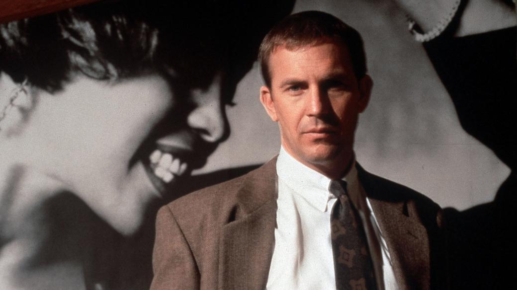 Kevin Costner ve snímku Osobní strážce (The Bodyguard,