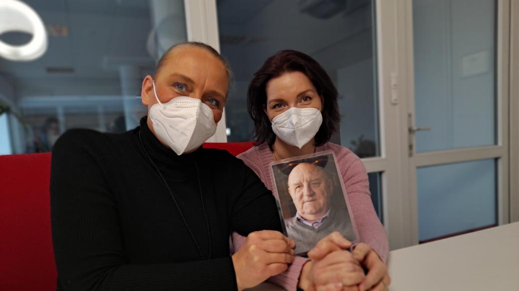 Leona Banková Švardalová (vlevo) a Jana Švardalová (vpravo)
