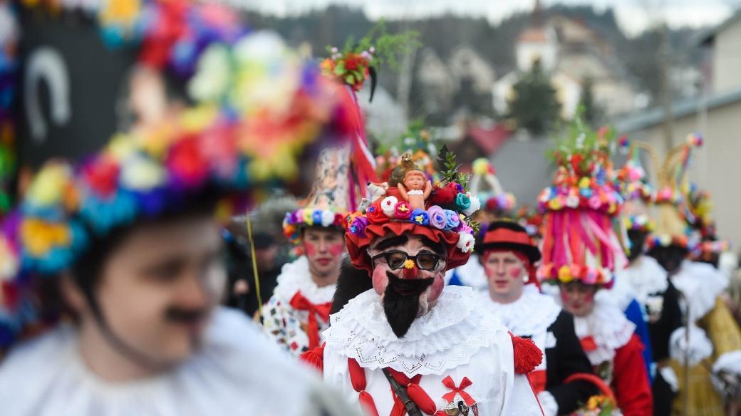 Maškary z Vortové masopustní obchůzku (únor 2017)