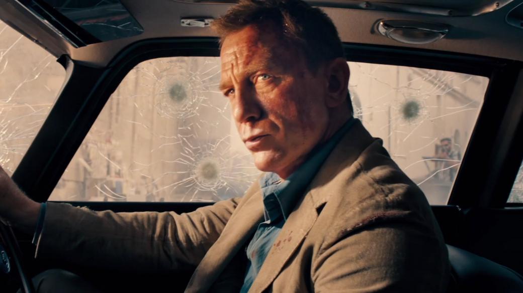 Daniel Craig jako James Bond ve filmu Není čas zemřít