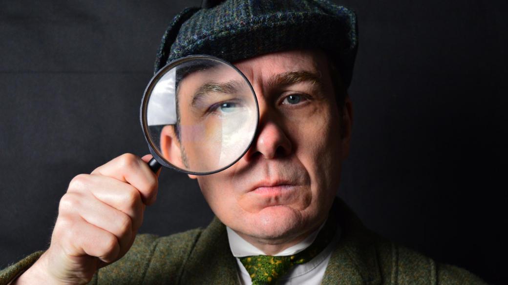 Jaký hudební nástroj ovládá Sherlock Holmes?