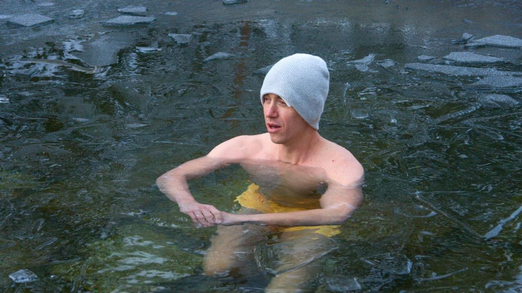 A tady už je Jan Vondrák ve vodě