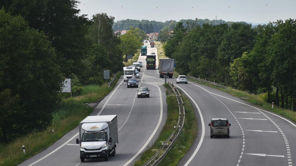 Doprava z Českých Budějovic směrem k obcím Dasný a Češnovice