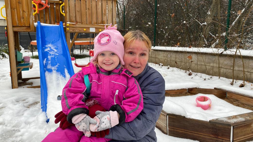Nevidomá maminka Alena s dcerou Šarlotkou