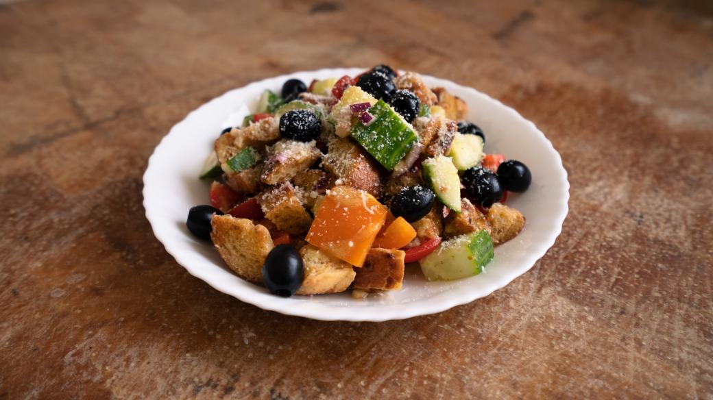 Vaření za hubičku s Romanem Paulusem: Panzanella