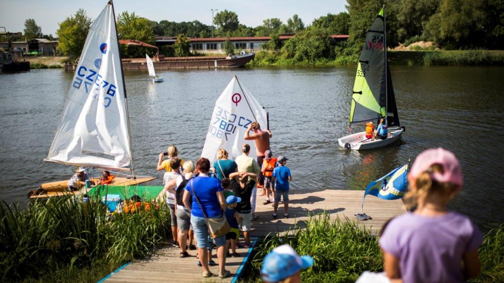 Zájemci si vyzkouší i sportovní jachty