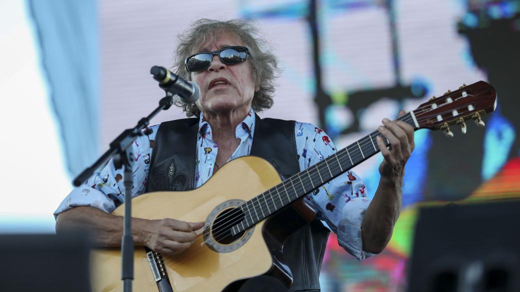 José Feliciano