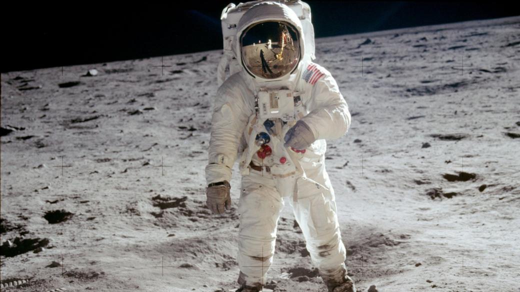 Buzz Aldrin na Měsíci, jak ho vyfotil jeho kolega Neil Armstrong