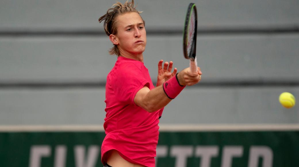 Tenista Sebastian Korda se snaží jít ve šlépějích svého otce. Jeho sestry se naopak věnují golfu
