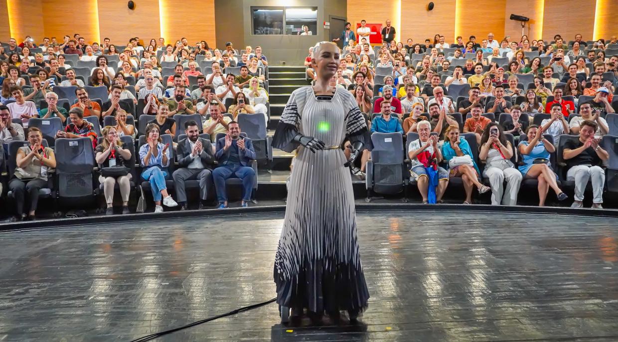 Humanoidní robot Sophia