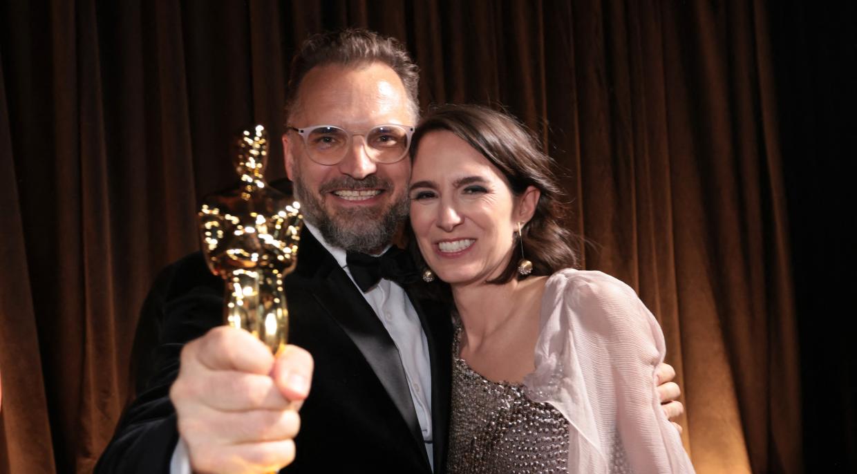 Radovan Síbrt a Alžběta Karásková s cenou Oscar