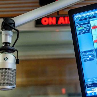 O čem se mluví pod Ještědem