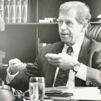 Václav Havel ve své pracovně