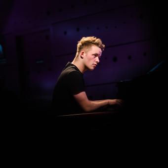 Přepisovat Franka Zappu byl oříšek, říká Robin Galia