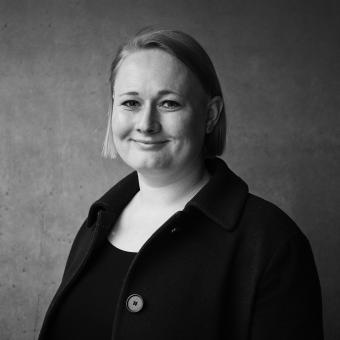 Anna Štičková, básnířka a knižní aktivistka