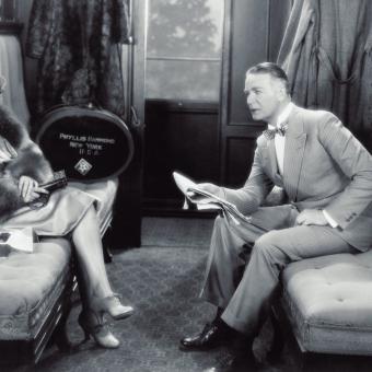 Pár ve vlaku (ilustrační foto)