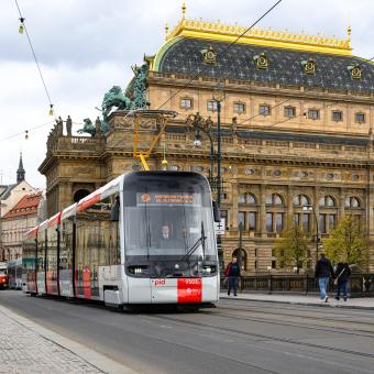 Tramvaj Škoda ForCity Plus 52T