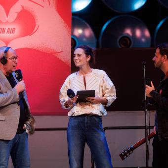 Další moderátorská dvojice Jan Pokorný a Daniela Brzobohatá při rozhovoru s Xindlem X