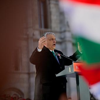 Maďarský premiér Viktor Orbán na předvolebním shromáždění, 15. 3. 2026