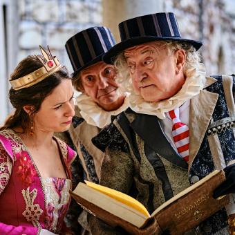 Veronika Khek Kubařová, Miroslav Vladyka a Jiří Lábus v pohádce Tajemství staré bambitky 2