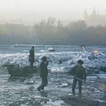Muž z ledu. Bizarní nález a otřesení kriminalisté v případu vraždy z ledna 1939