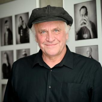 Vláda i prezident mají národu sloužit. Autoritáři na to kašlou a vše zesměšňují, popisuje Kocáb